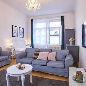 Charles Bridge Premium Aparthotel Prague