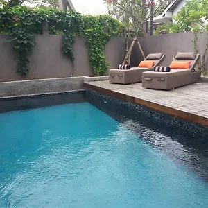 Anshel Hotel