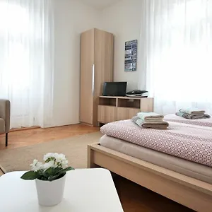 Angel Aparthotel Prague